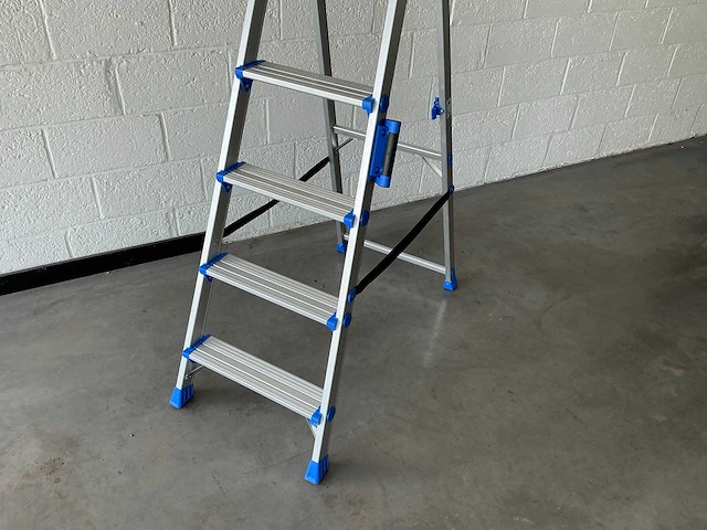 A015-105 trapladder - afbeelding 3 van  10