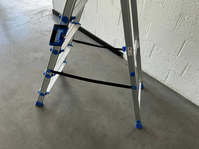 A015-105 trapladder - afbeelding 5 van  10