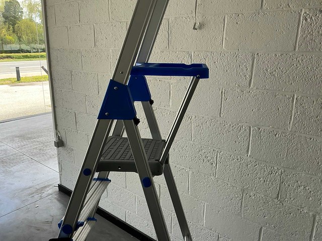 A015-105 trapladder - afbeelding 6 van  10
