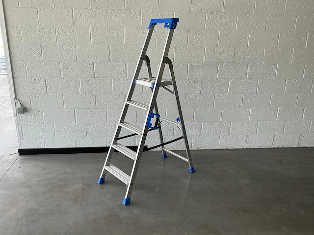 A019-105 trapladder - afbeelding 2 van  9