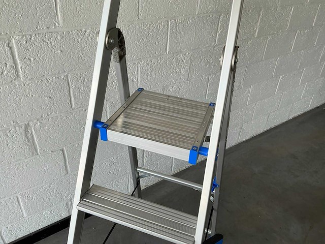 A019-105 trapladder - afbeelding 6 van  9