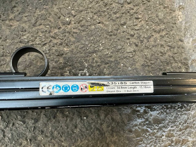 A35t8s pneumatisch nietjespistool - afbeelding 3 van  6