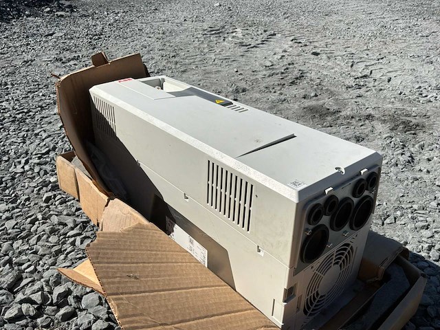 Aab acs580 nieuwe variabele snelheidsaandrijving - afbeelding 9 van  11