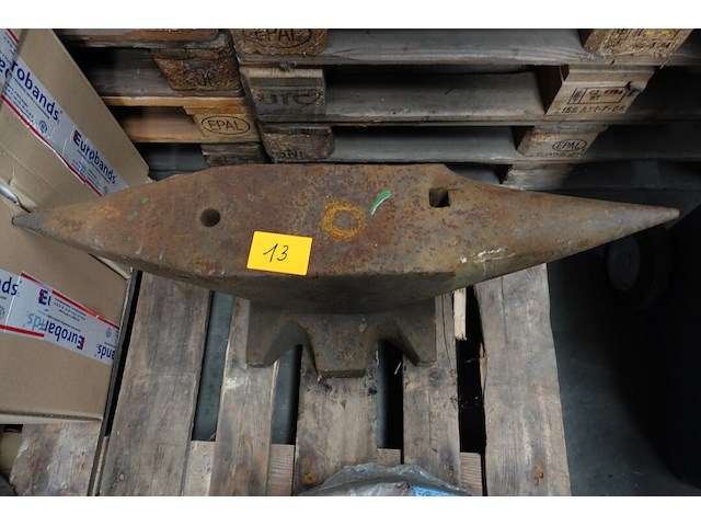 Aambeeld - afbeelding 5 van  5