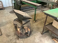 Aambeeld - afbeelding 2 van  5