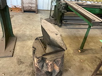 Aambeeld - afbeelding 3 van  5