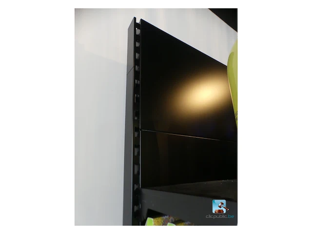 Aan de muur bevestigde rekken - afbeelding 2 van  6