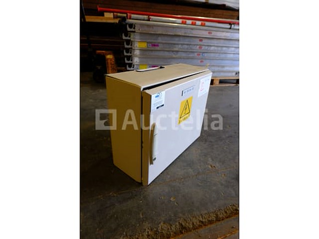 Aan de muur gemonteerde elektriciteitskast - afbeelding 2 van  5