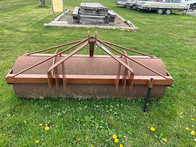 Aandrukrol met driepuntophanging - afbeelding 2 van  5