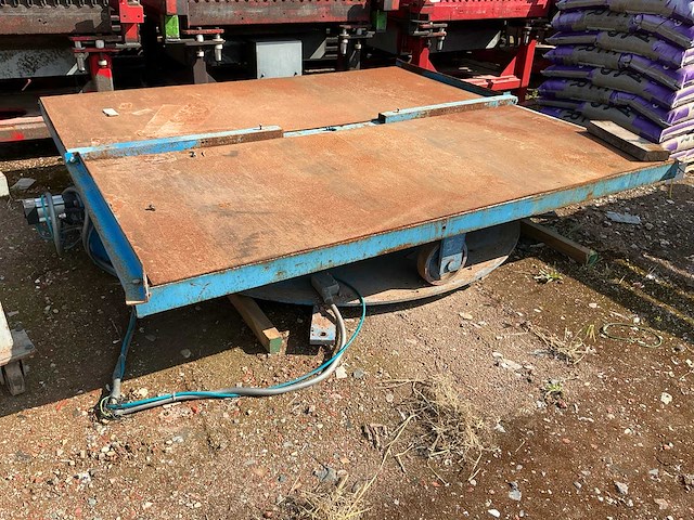 Aangedreven draaitafel - afbeelding 3 van  6