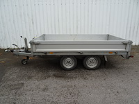 Aanghangwagen saris - afbeelding 1 van  8