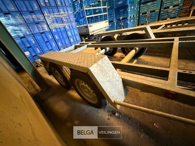 Aanhangwagen bw - afbeelding 8 van  18