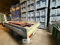 Aanhangwagen hapert, dubbelasser, geremd, zonder inhoud - afbeelding 3 van  9