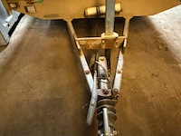 Aanhangwagen hapert, dubbelasser, geremd, zonder inhoud - afbeelding 7 van  9