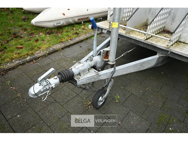 Aanhangwagen hapert - afbeelding 3 van  11