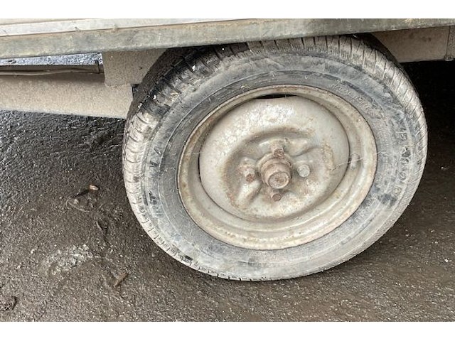 Aanhangwagen knott - afbeelding 7 van  10