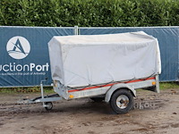 Aanhangwagen met basch - afbeelding 1 van  1