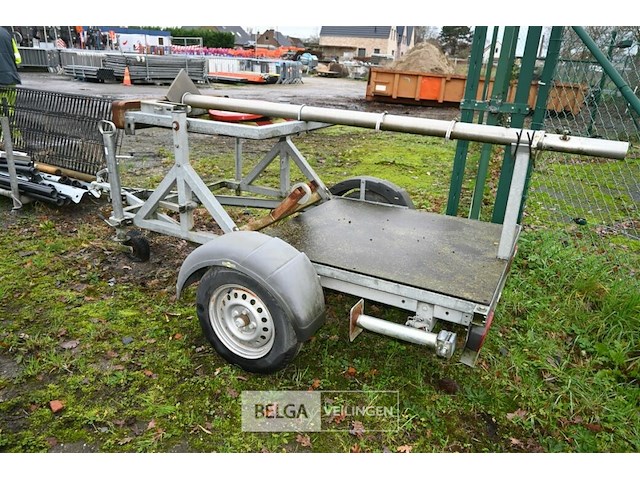 Aanhangwagen met signalisatie - afbeelding 2 van  9