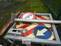 Aanhangwagen met signalisatie - afbeelding 6 van  9