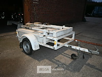 Aanhangwagen met signalisatie - afbeelding 1 van  9