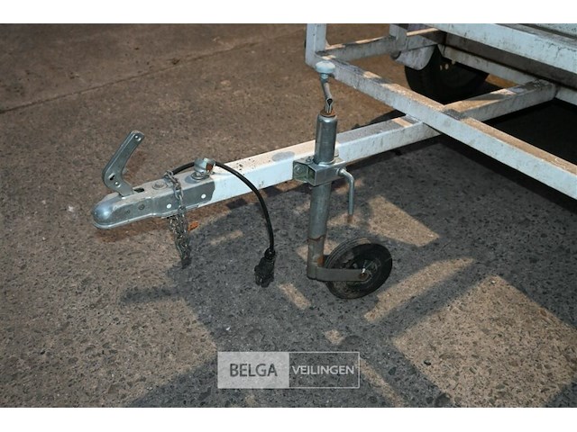 Aanhangwagen met signalisatie - afbeelding 8 van  9