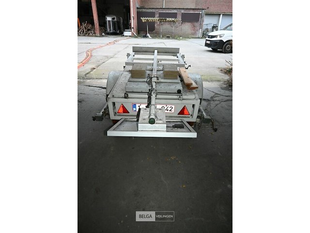 Aanhangwagen met signalisatie - afbeelding 3 van  8