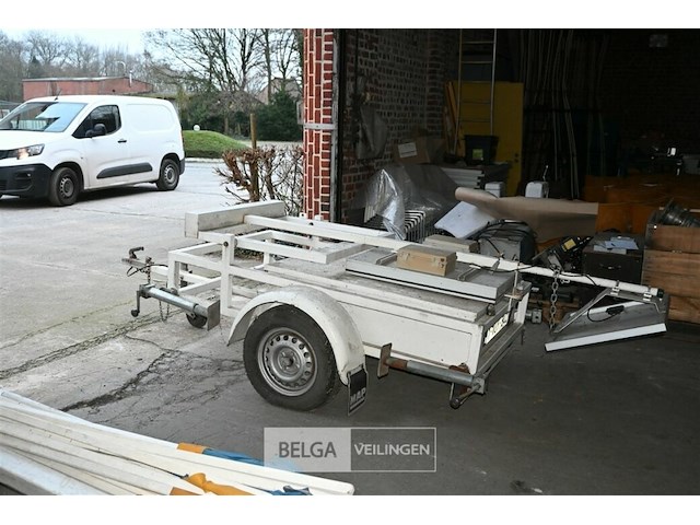Aanhangwagen met signalisatie - afbeelding 5 van  8