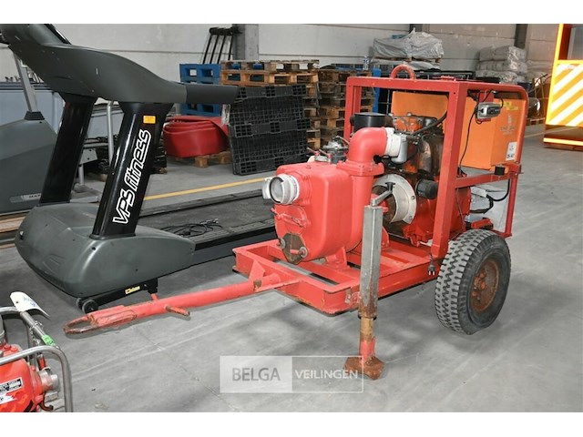 Aanhangwagen met varisco ledigingspomp - afbeelding 1 van  8