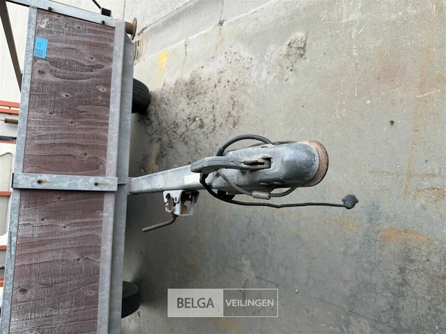 Aanhangwagen met wegsignalisatie - afbeelding 7 van  15