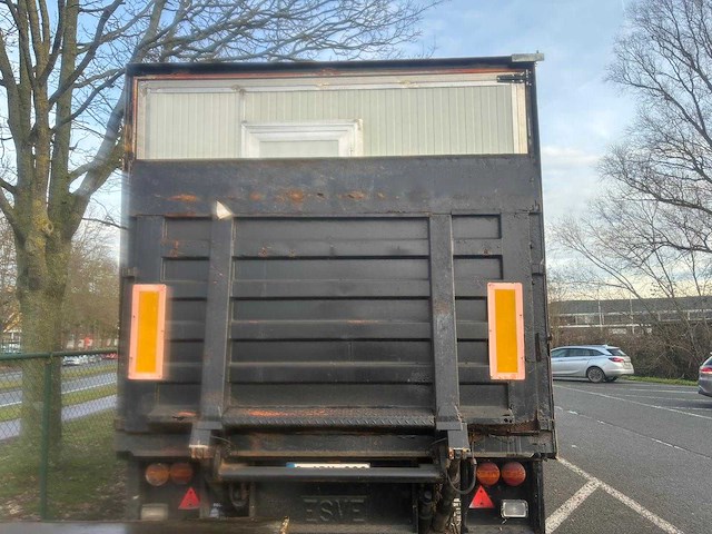 Aanhangwagen omgebouwd tot woonwagen - afbeelding 20 van  24