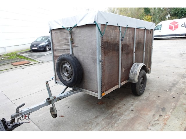 Aanhangwagen r.w. - afbeelding 1 van  15