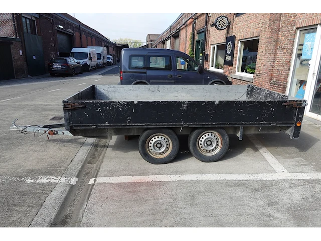 Aanhangwagen saelens - afbeelding 1 van  12