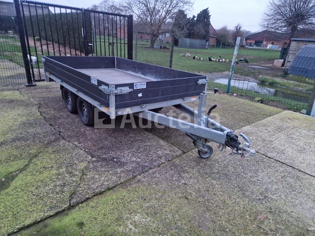 Aanhangwagen saris (2023) - afbeelding 1 van  5