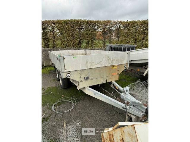 Aanhangwagen saris - afbeelding 1 van  10