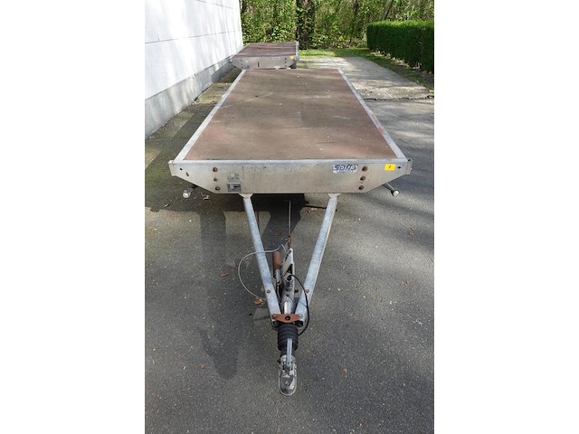 Aanhangwagen saris - afbeelding 3 van  7