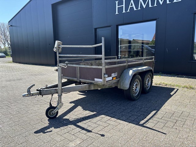 Aanhangwagen saris - afbeelding 1 van  16