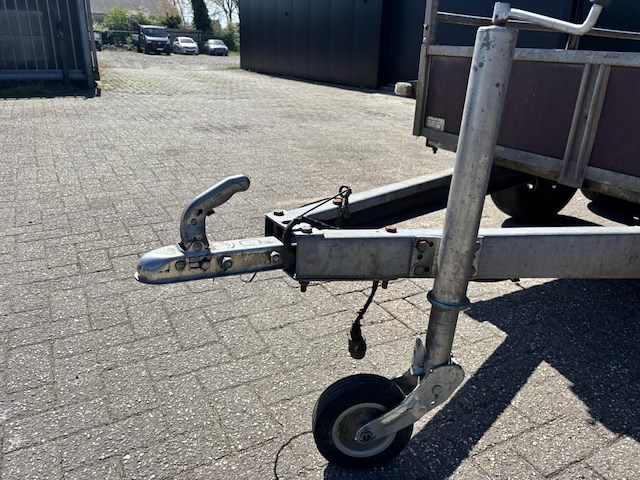 Aanhangwagen saris - afbeelding 16 van  16