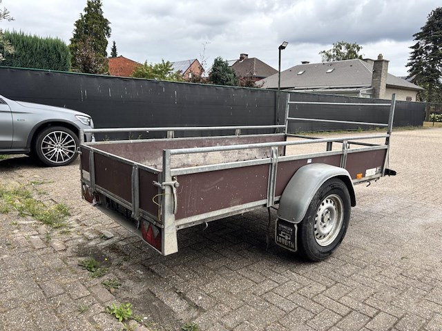 Aanhangwagen saris - afbeelding 9 van  13