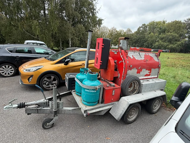 Aanhangwagen serpieters vv gietasfaltmachine - afbeelding 4 van  6