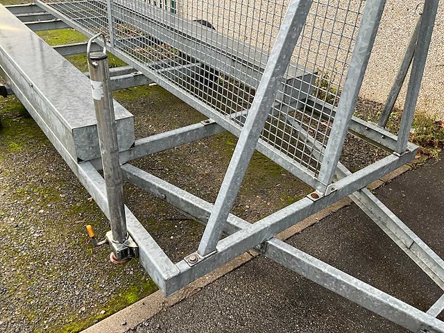 Aanhangwagen - afbeelding 12 van  13