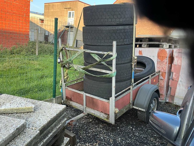 Aanhangwagen - afbeelding 1 van  3