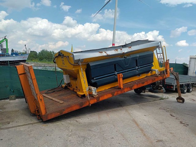 Aanhangwagen - afbeelding 2 van  8