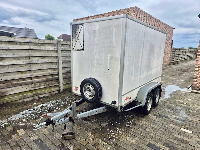 Aanhangwagen - afbeelding 1 van  8