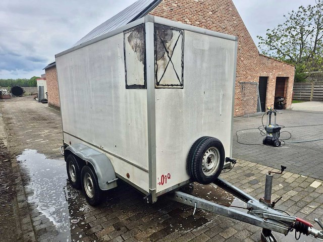 Aanhangwagen - afbeelding 3 van  8