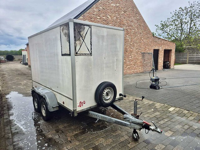 Aanhangwagen - afbeelding 4 van  8