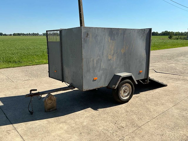 Aanhangwagen - afbeelding 1 van  7
