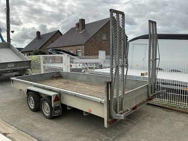 Aanhangwagen - afbeelding 3 van  9