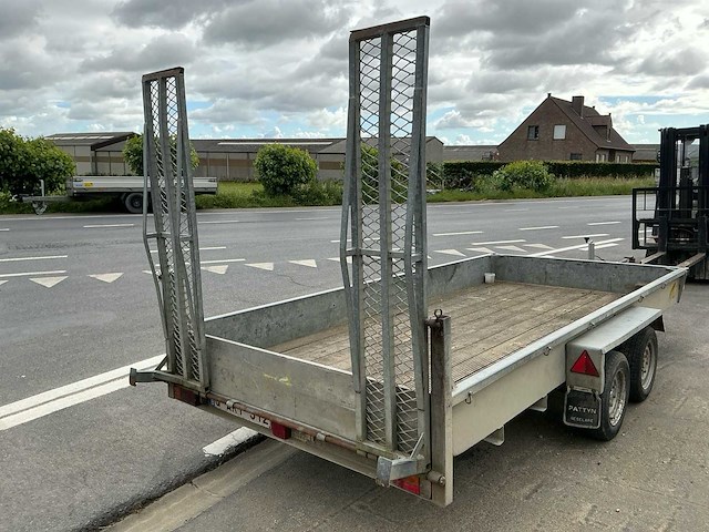 Aanhangwagen - afbeelding 4 van  9