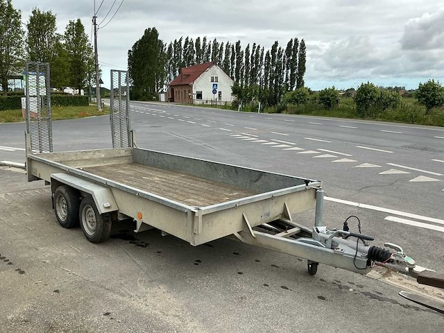 Aanhangwagen - afbeelding 5 van  9