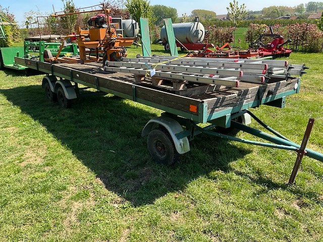 Aanhangwagen - afbeelding 2 van  9